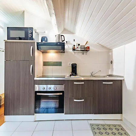 Apartment Cosy Climatise Et Parking Securise A Proximite Du Centre De *